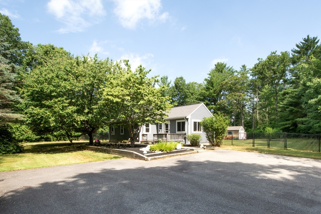 209 R South Street Hanson, MA 02341 - Photo 7 of 37 Gallery Image 7