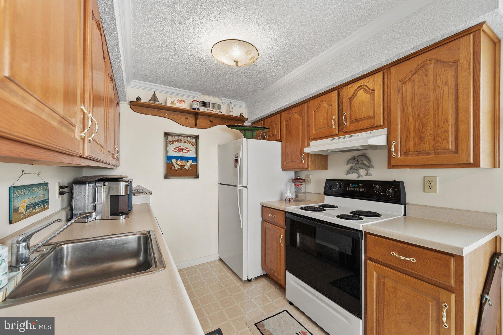181 Jamestown Road, Unit 5 Ocean City, MD 21842 - Photo 29 of 64 Kitchen