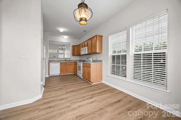 $2,250 | 616 Bayou Circle, Clover, SC 29710