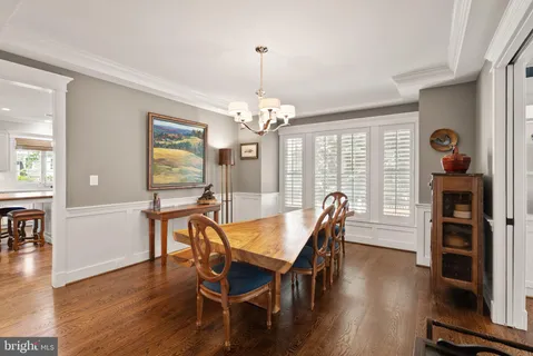 $2,250,000 | 121 Tapawingo Road Southwest, Vienna, VA 22180