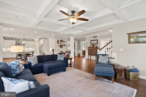$2,250,000 | 121 Tapawingo Road Southwest, Vienna, VA 22180