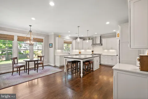 $2,250,000 | 121 Tapawingo Road Southwest, Vienna, VA 22180
