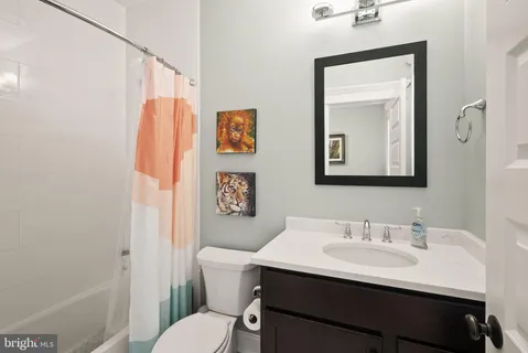 $2,250,000 | 121 Tapawingo Road Southwest, Vienna, VA 22180