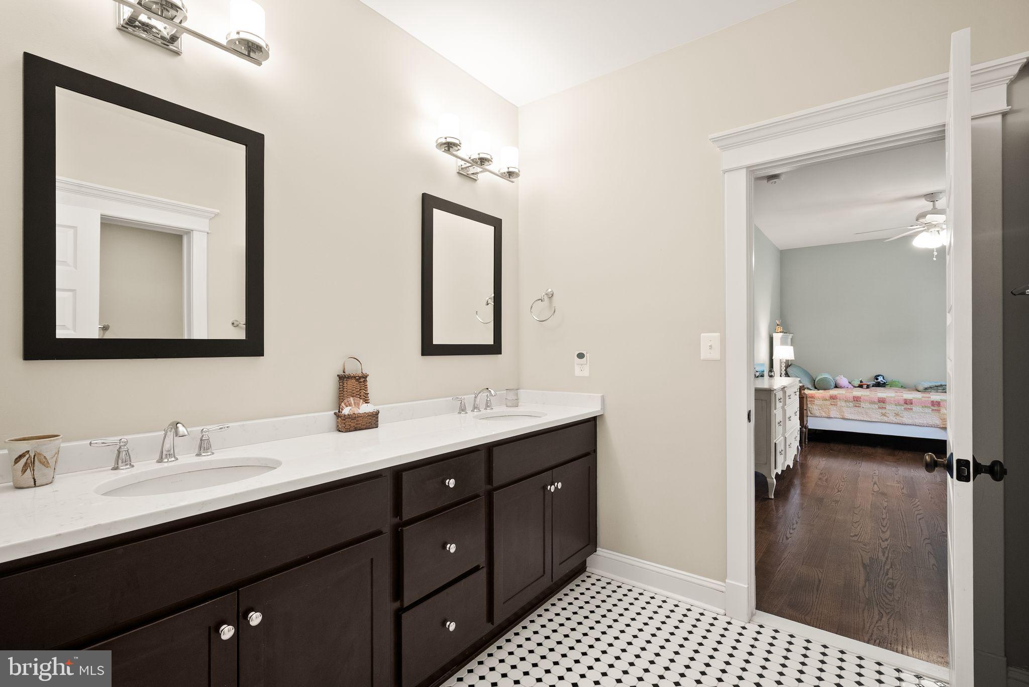 121 Tapawingo Road Southwest Vienna, VA 22180 - Photo 51 of 87