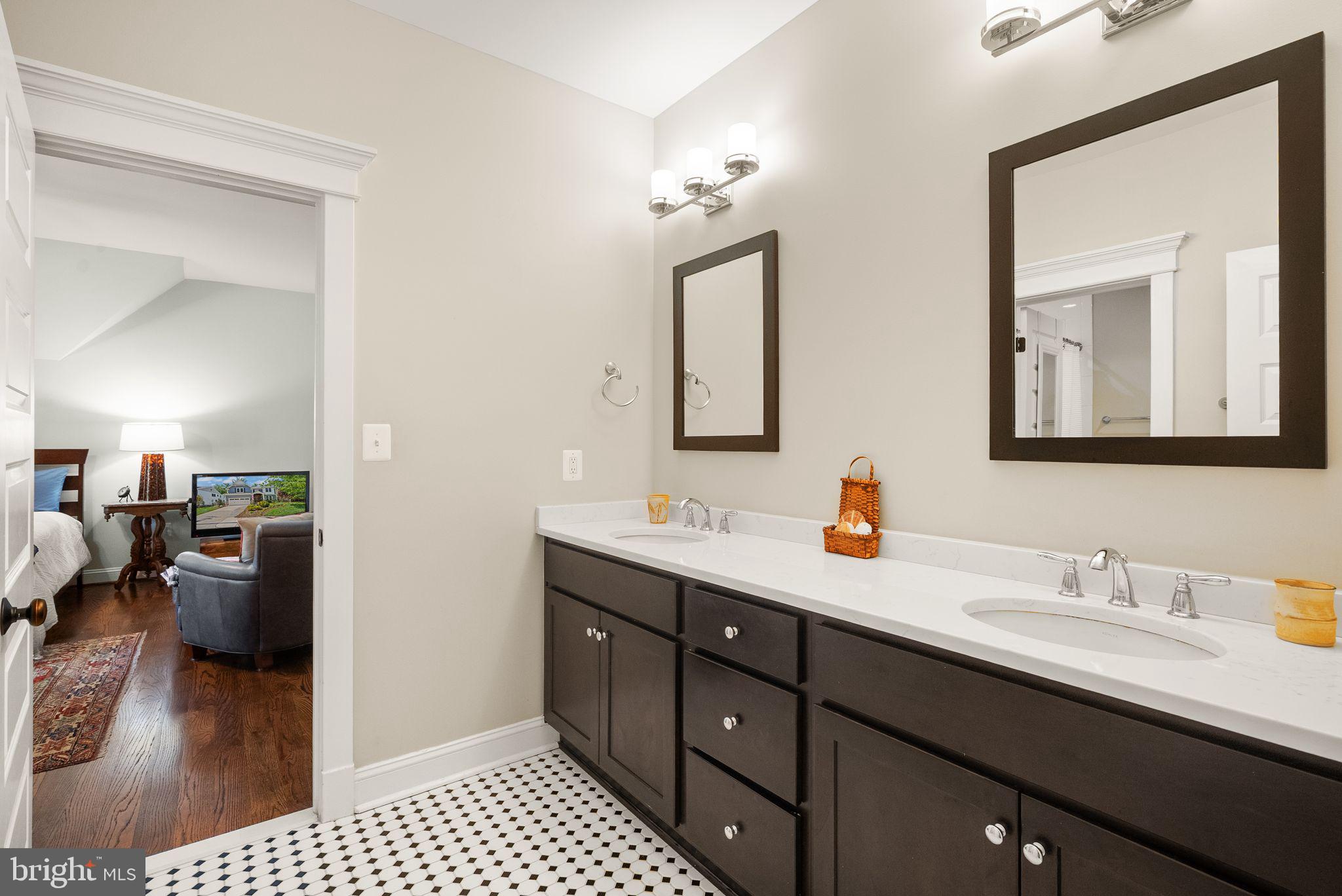 121 Tapawingo Road Southwest Vienna, VA 22180 - Photo 52 of 87