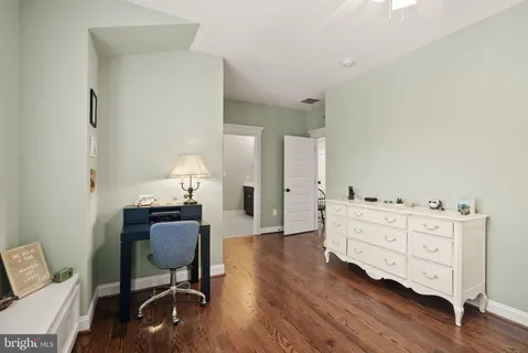 $2,250,000 | 121 Tapawingo Road Southwest, Vienna, VA 22180