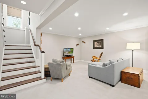 $2,250,000 | 121 Tapawingo Road Southwest, Vienna, VA 22180