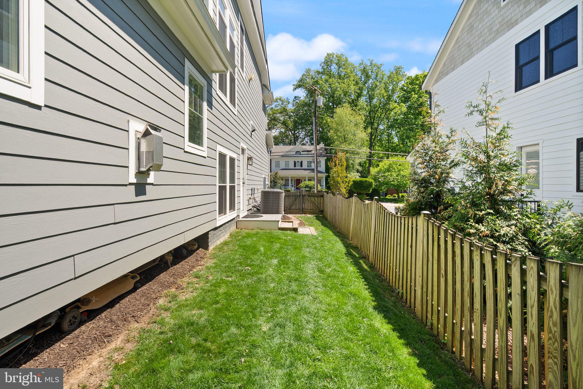 121 Tapawingo Road Southwest Vienna, VA 22180 - Photo 77 of 87