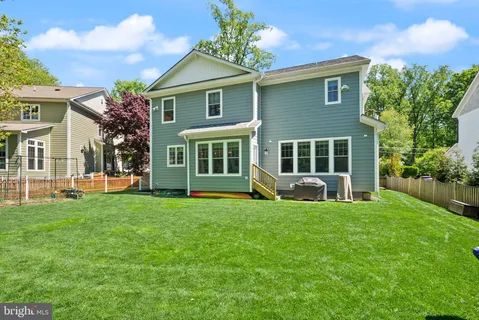 $2,250,000 | 121 Tapawingo Road Southwest, Vienna, VA 22180