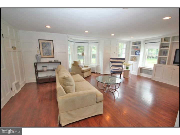264 Leopard Road Berwyn, PA 19312 - Photo 6 of 25 Family Room