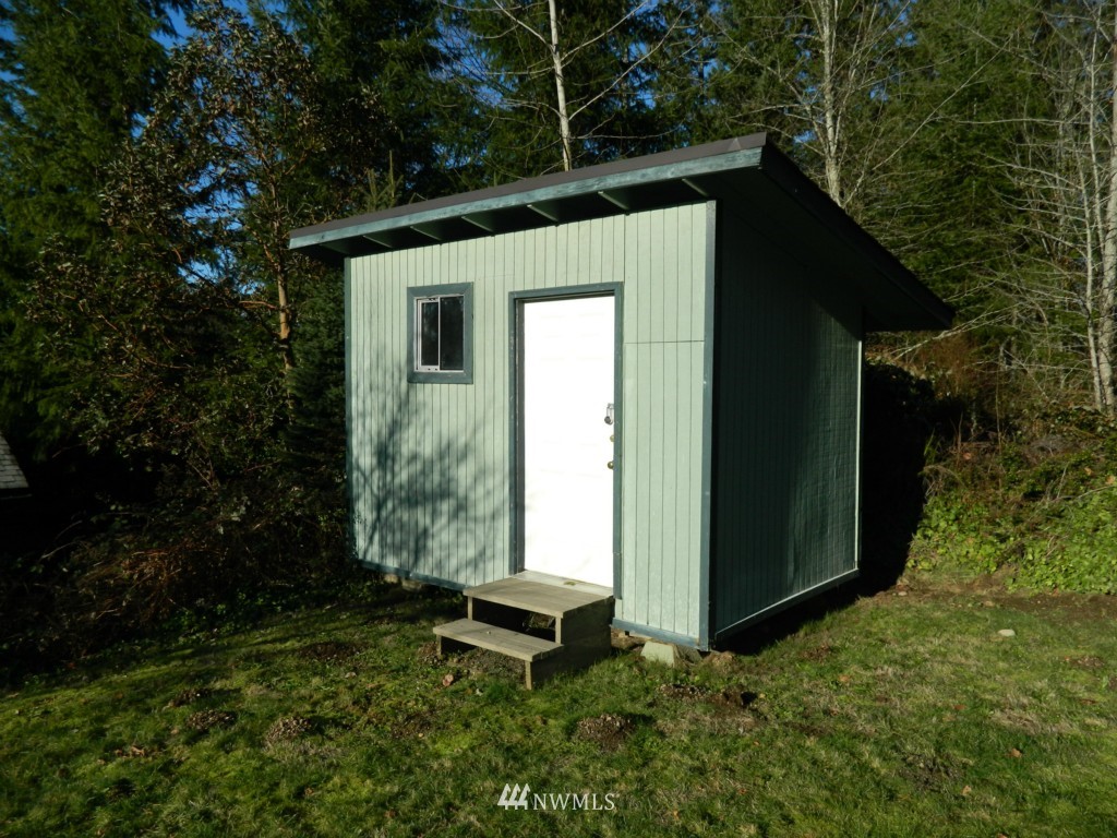 5101 East Rasor Road Belfair, WA 98528 - Photo 15 of 18 Gallery Image 15
