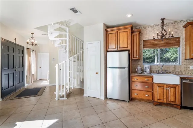 $1,950 | 19391 South Fitzmorris Road, Covington, LA 70435