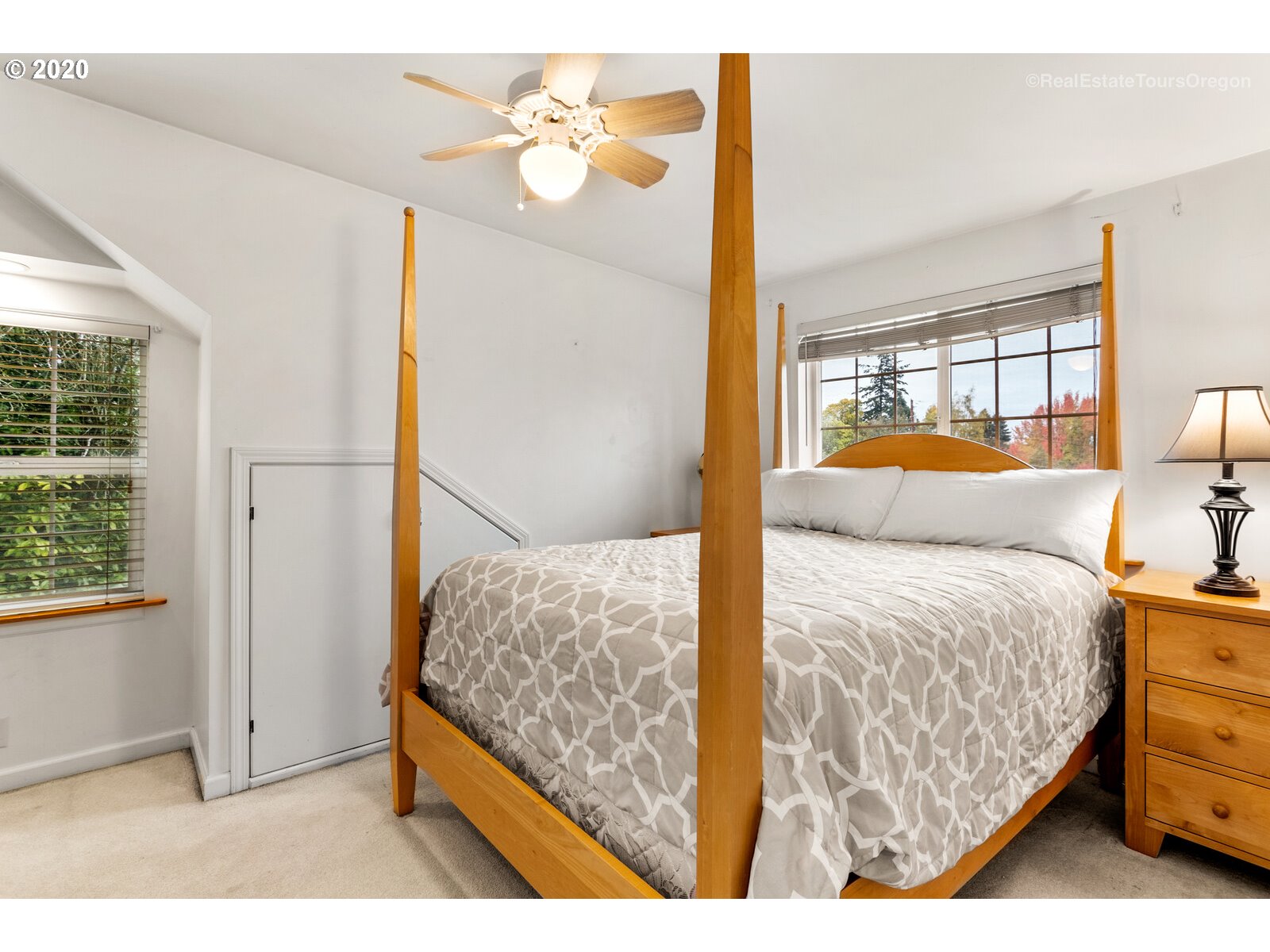 6060 Southwest Taylors Ferry Road Portland, OR 97219 - Photo 20 of 32 Gallery Image 20