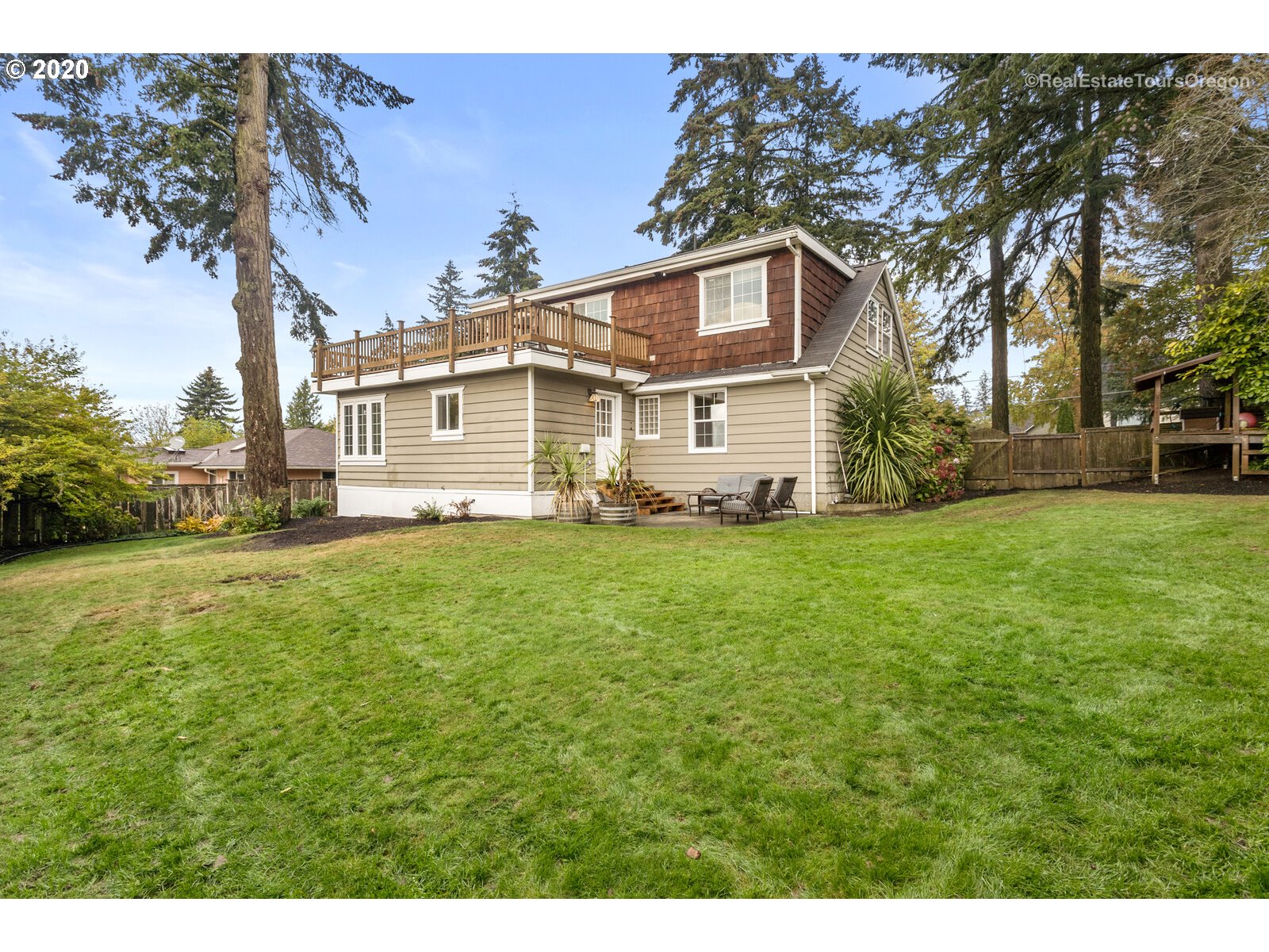 6060 Southwest Taylors Ferry Road Portland, OR 97219 - Photo 22 of 32 Gallery Image 22