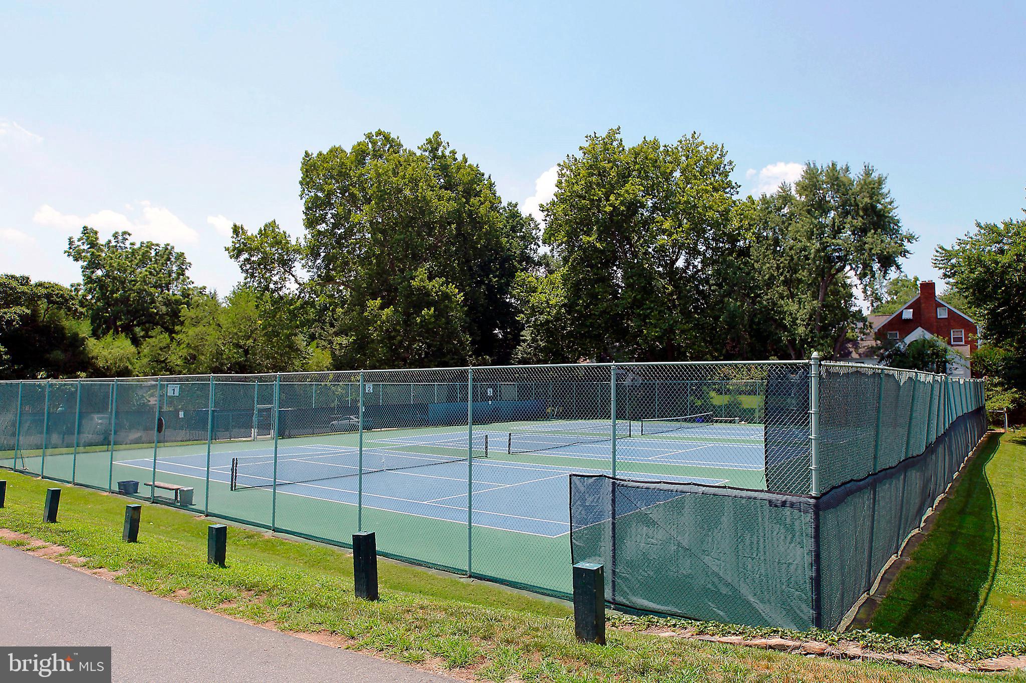 5403 Greystone Street Chevy Chase, MD 20815 - Photo 32 of 33 Town of Somerset Tennis Courts