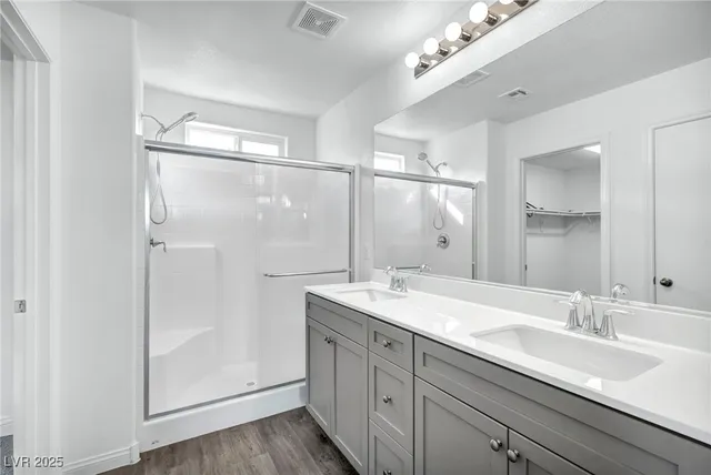 $2,000 | 4054 East Tonopah Avenue, Las Vegas, NV 89115