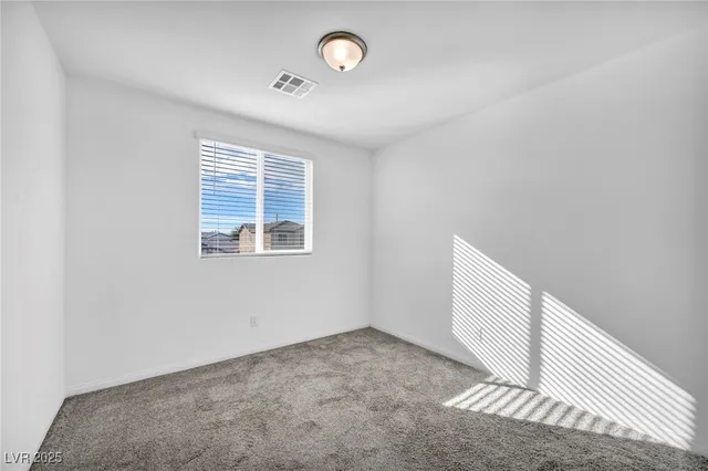 $2,000 | 4054 East Tonopah Avenue, Las Vegas, NV 89115