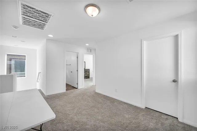 $2,000 | 4054 East Tonopah Avenue, Las Vegas, NV 89115