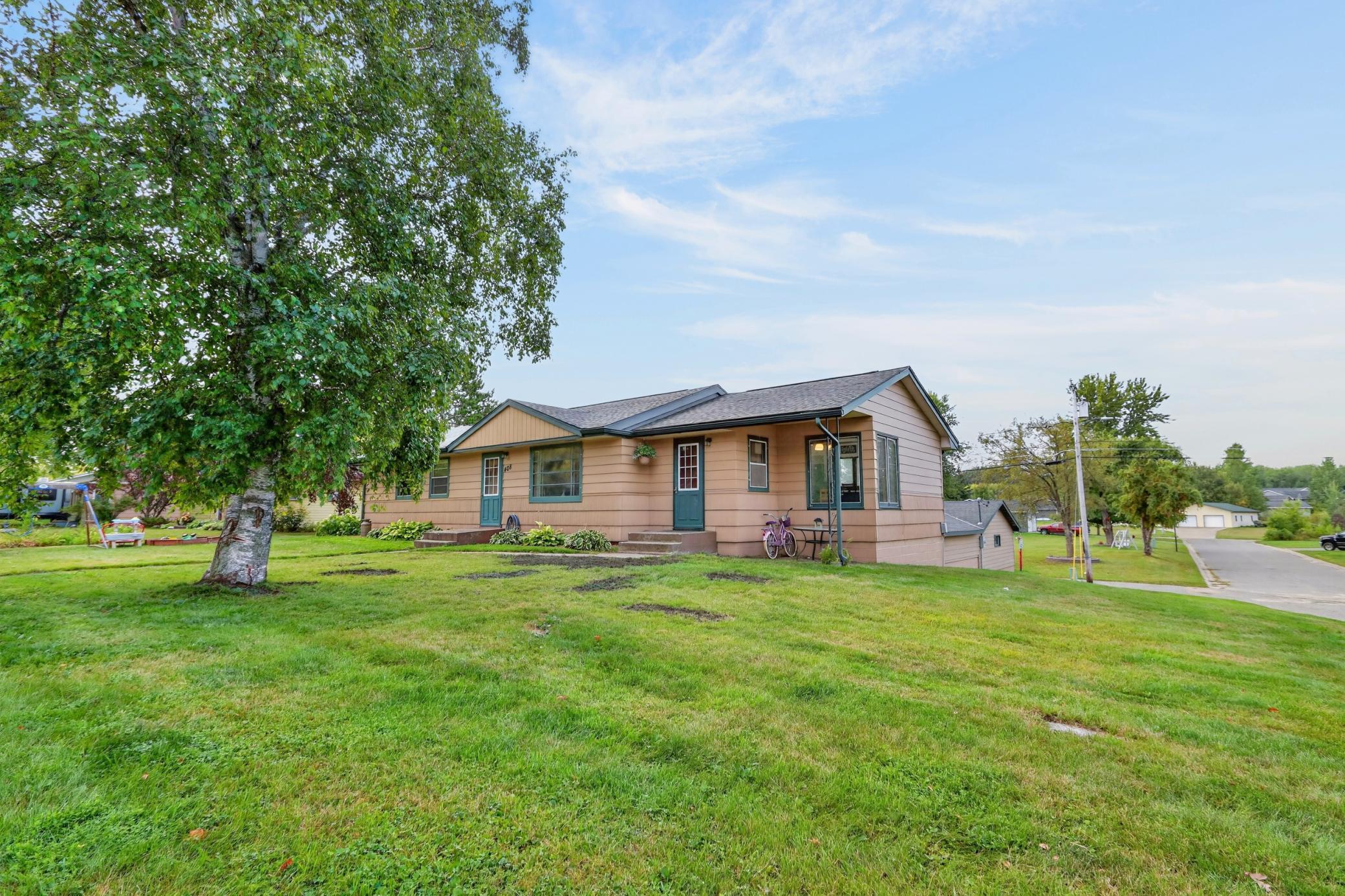 408 Mitchell Street Coleraine, MN 55722 - Photo 5 of 45 Gallery Image 5