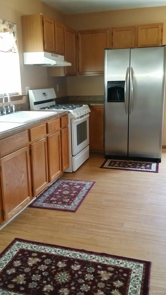 8612 Pettysville Road Pinckney, MI 48169 - Photo 7 of 13 PET 2.jpg