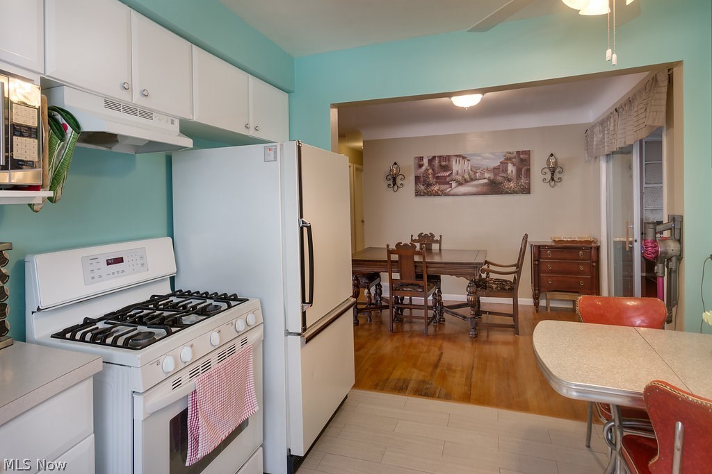 1145 Homestead Road Cleveland, OH 44121 - Photo 11 of 22