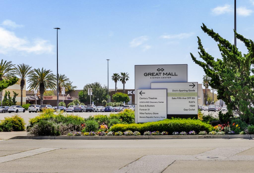 Gap great mall hours deals