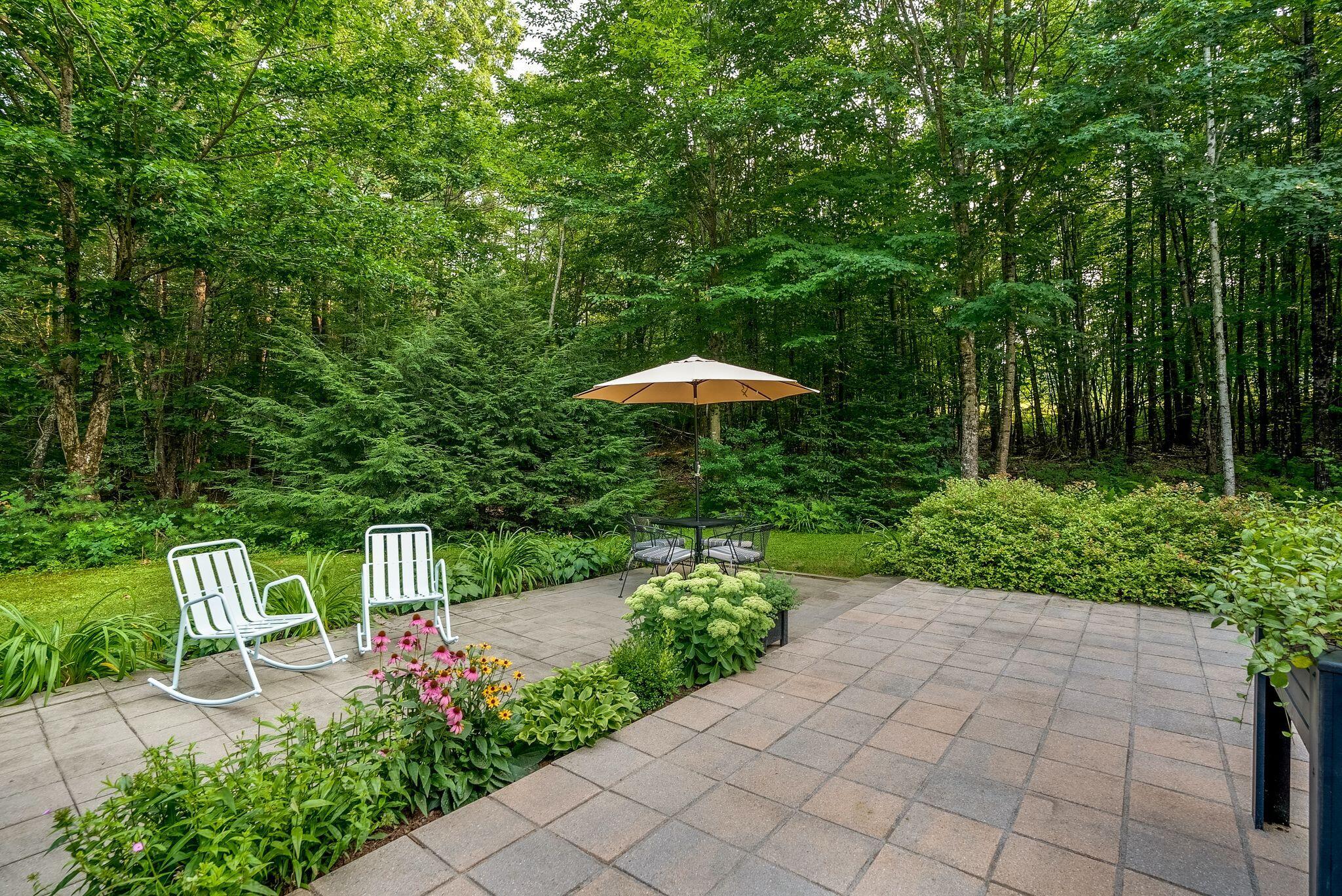 21 Eastview Road Mechanic Falls, ME 04256 - Photo 27 of 40 Patio