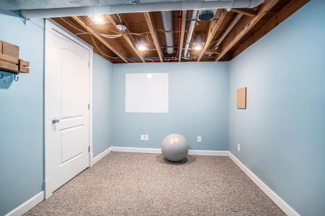 $395,000 | 8035 48th Avenue, Hudsonville, MI 49426