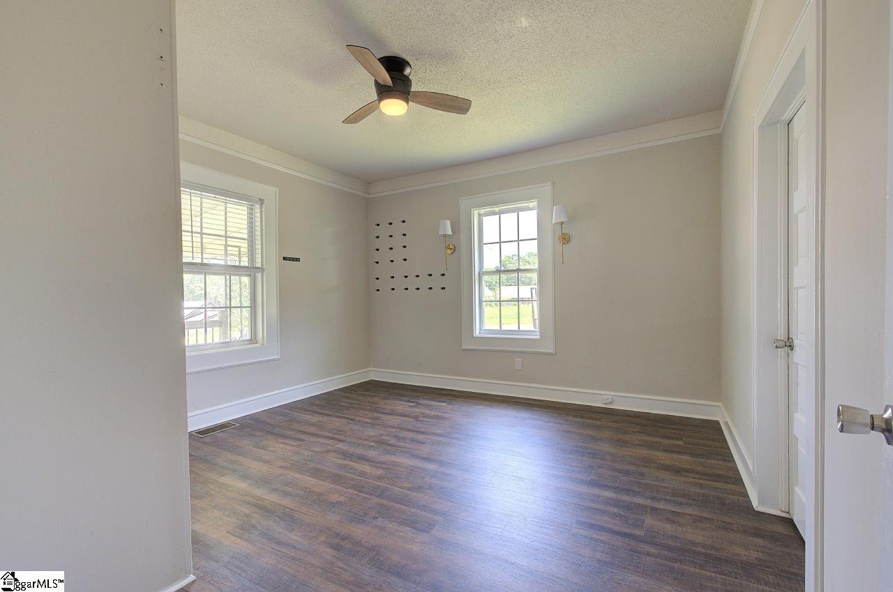 19 Clemson Street Liberty, SC 29657 - Photo 12 of 44