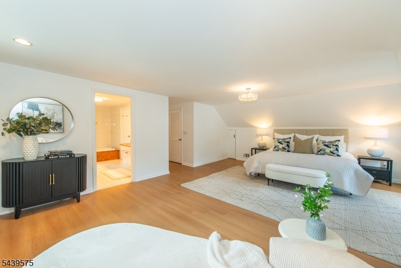 132 Haddon Place Montclair, NJ 07043 - Photo 32 of 48