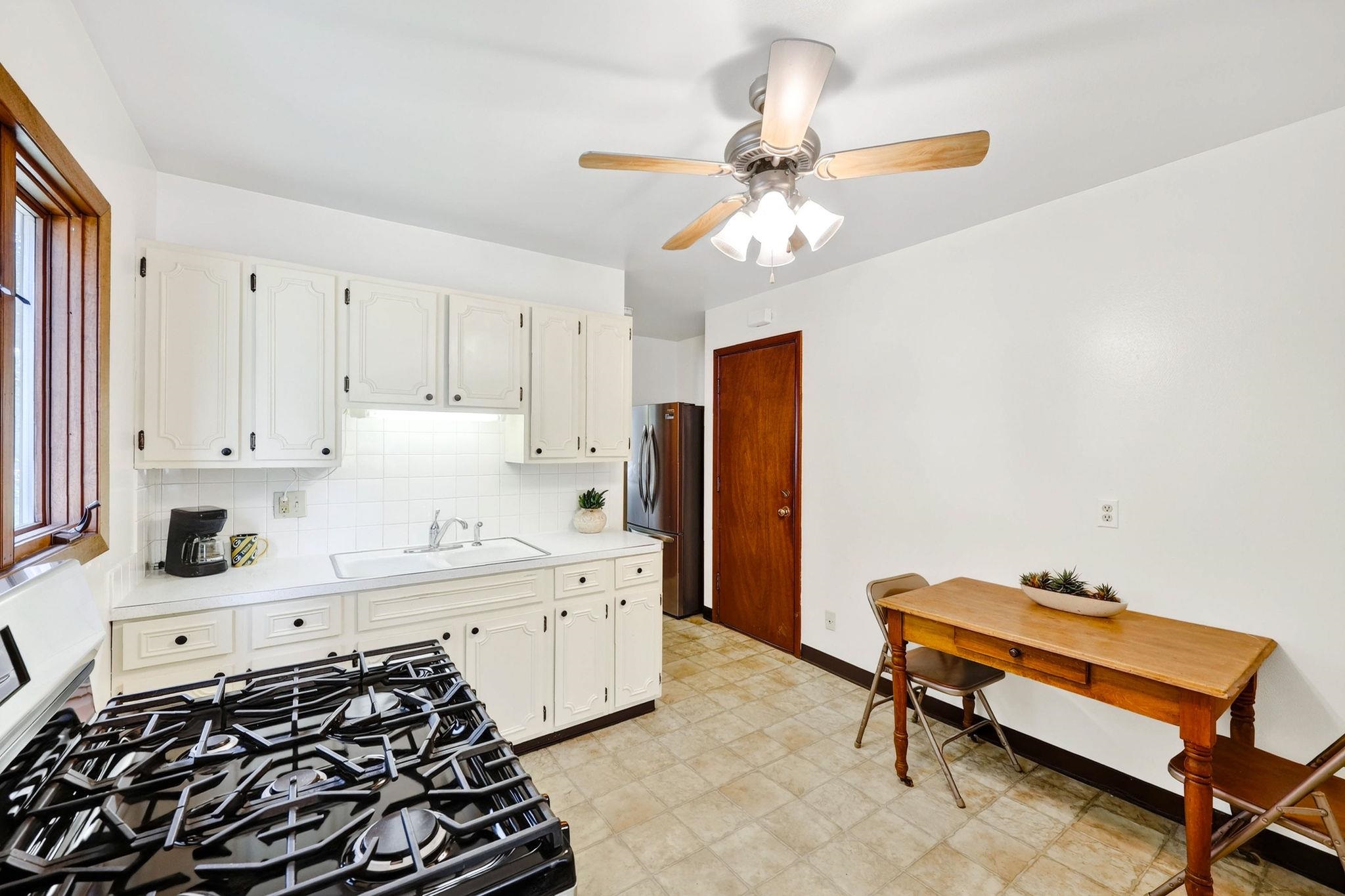174 Farrell Street Madison, WI 53714 - Photo 17 of 68
