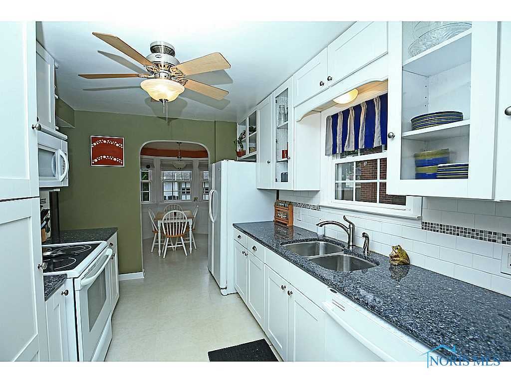 3751 Elmhurst Road Toledo, OH 43613 - Photo 6 of 15 Gallery Image 6