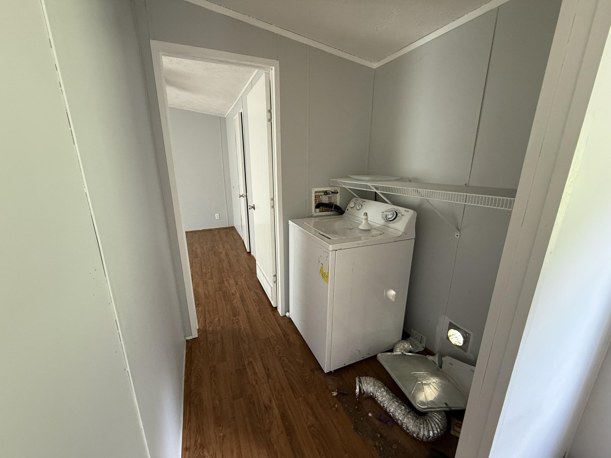 1001 Old Three Notch Road Ringgold, GA 30736 - Photo 8 of 26 a utility room with dryer and washer