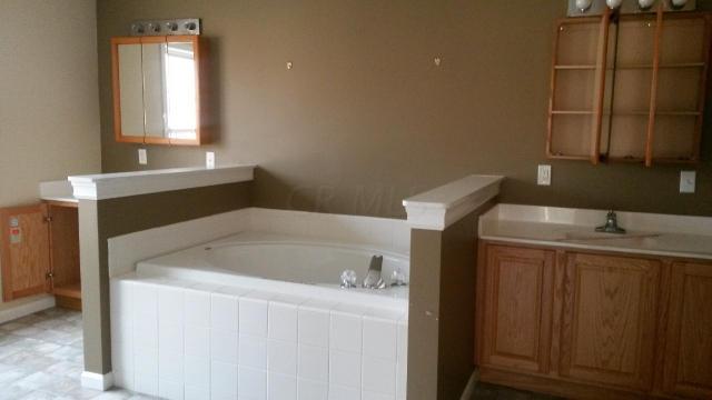 399 Northridge Road Circleville, OH 43113 - Photo 5 of 11