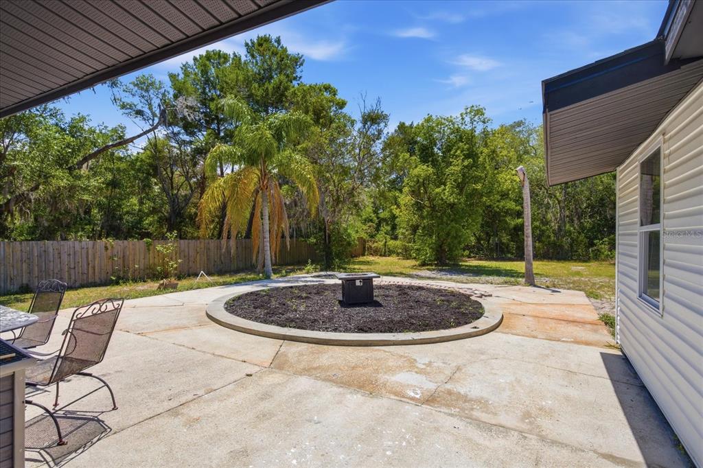 160 Deerpath Road DeBary, FL 32713 - Photo 26 of 38