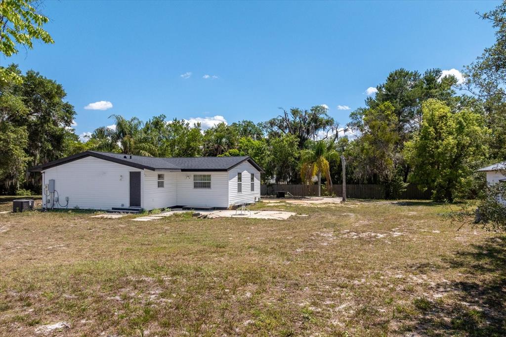 160 Deerpath Road DeBary, FL 32713 - Photo 31 of 38