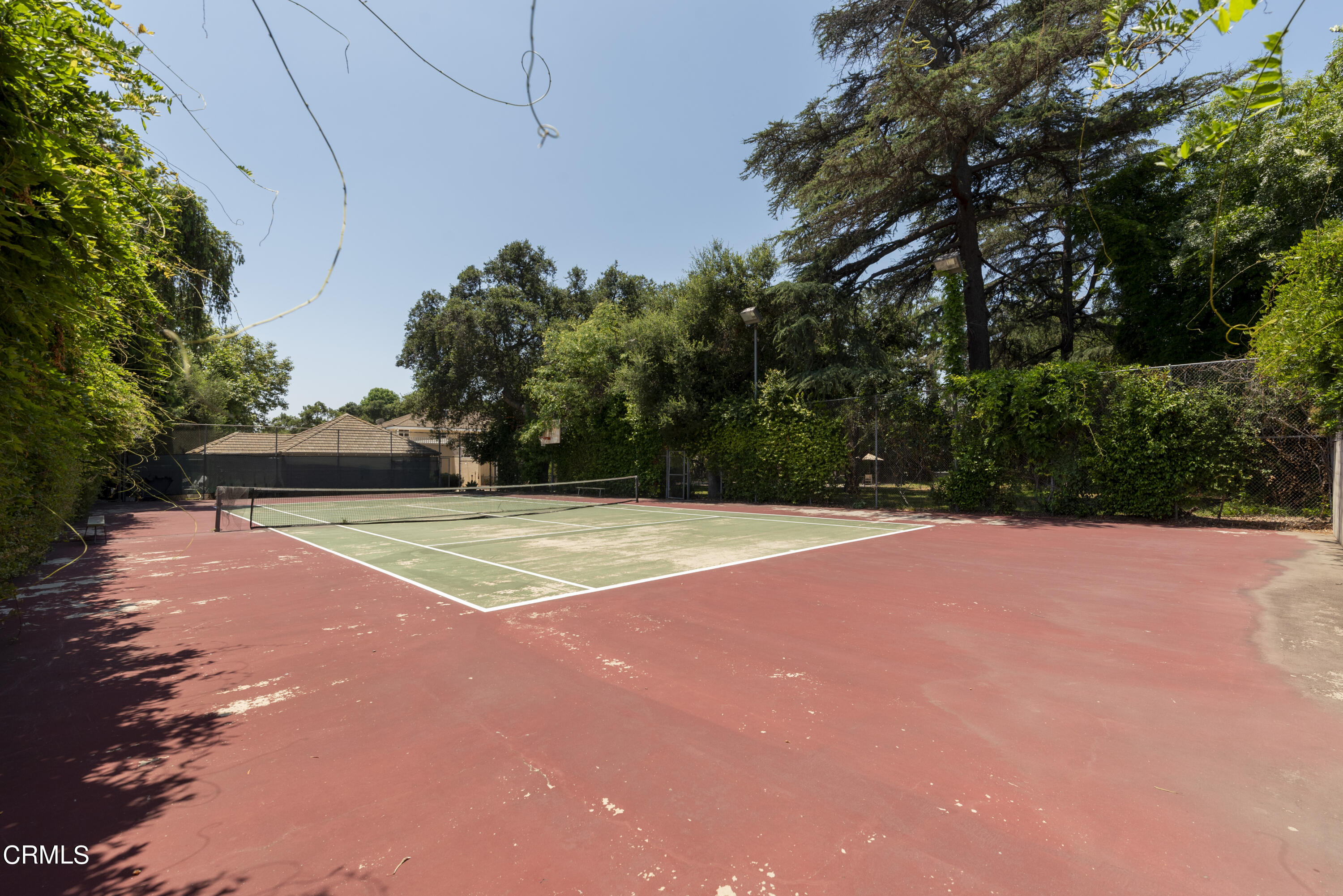 3287 Lombardy Road Pasadena, CA 91107 - Photo 49 of 59 a view of a tennis court