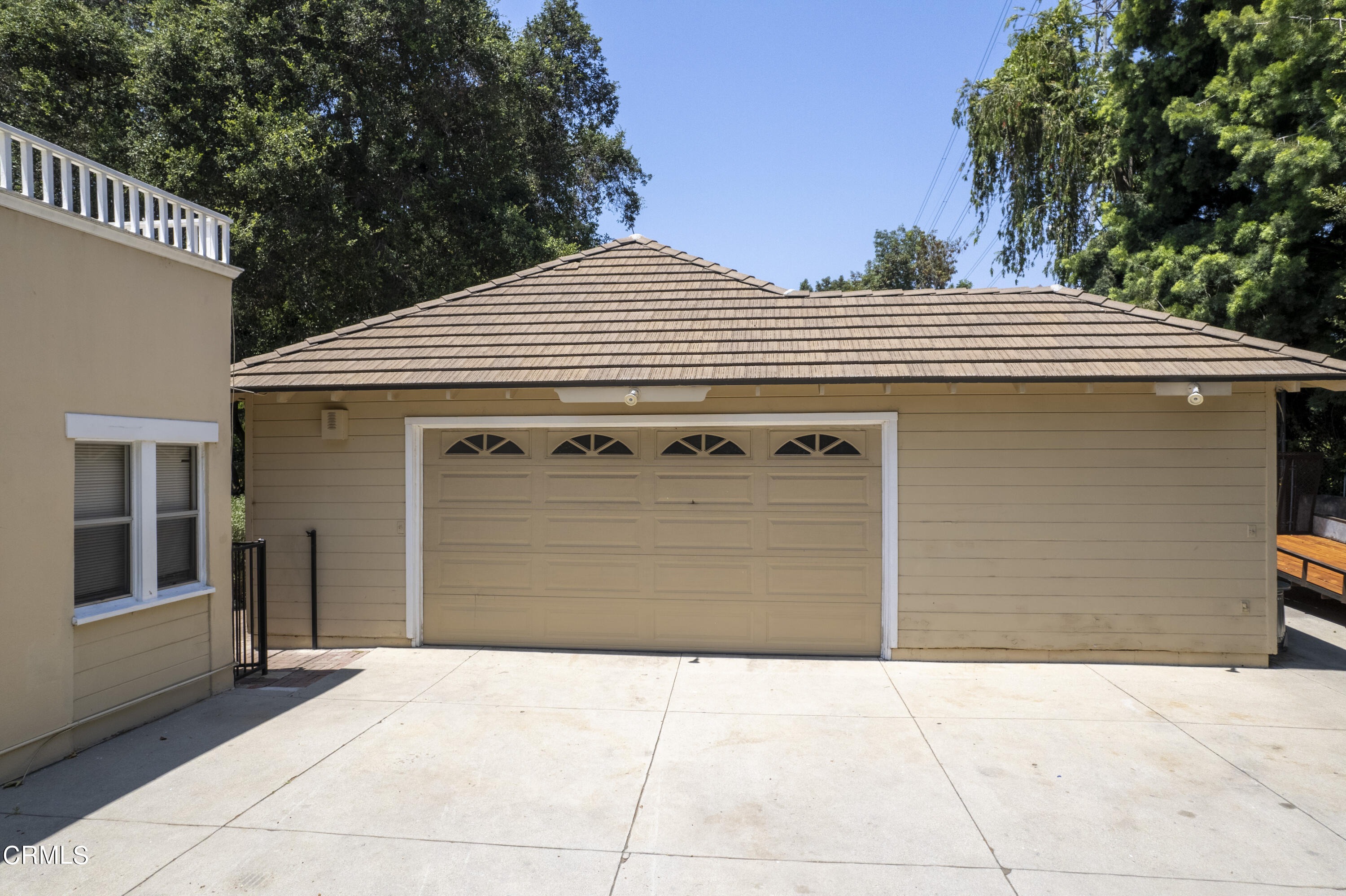 3287 Lombardy Road Pasadena, CA 91107 - Photo 52 of 59 a view of a house with a garage