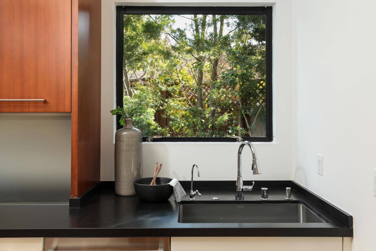 1136 Miramonte Avenue Los Altos, CA 94024 - Photo 49 of 58