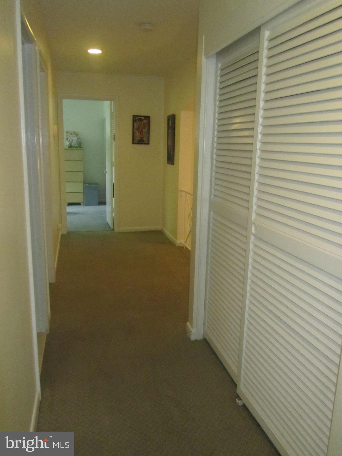 817 Hyde Road Silver Spring, MD 20902 - Photo 10 of 16 Interior (General)