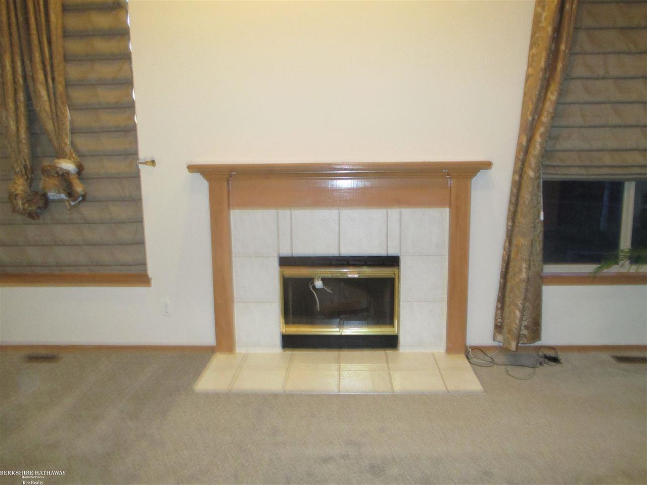 46243 Rocker Drive Macomb, MI 48044 - Photo 2 of 23 50003208-1.JPG