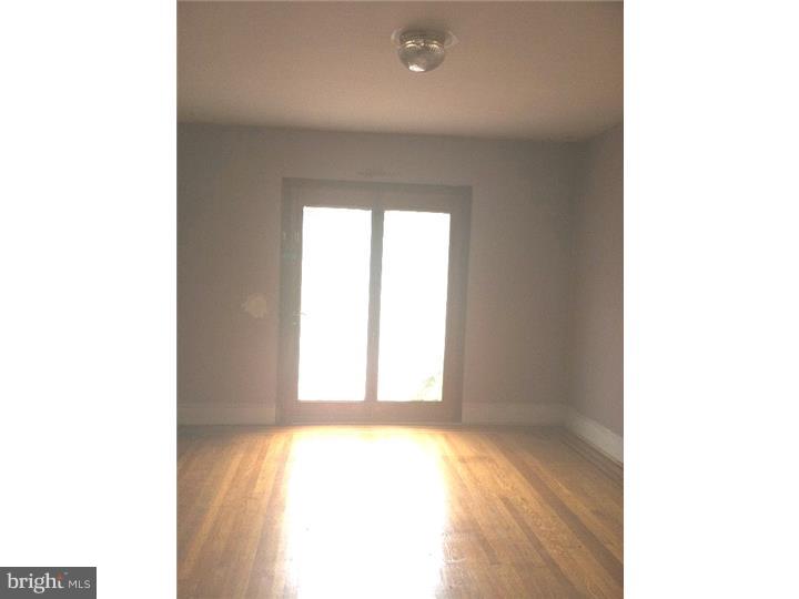 113 Englewood Road Upper Darby, PA 19082 - Photo 4 of 9 Dining Room