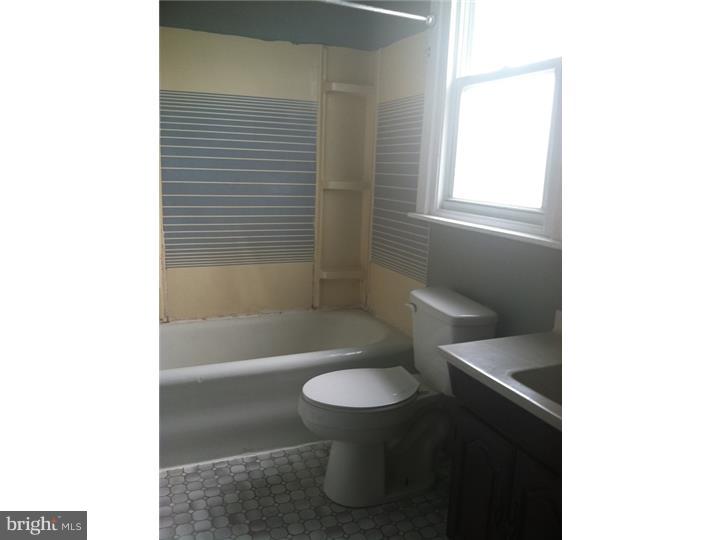 113 Englewood Road Upper Darby, PA 19082 - Photo 9 of 9 Bathroom