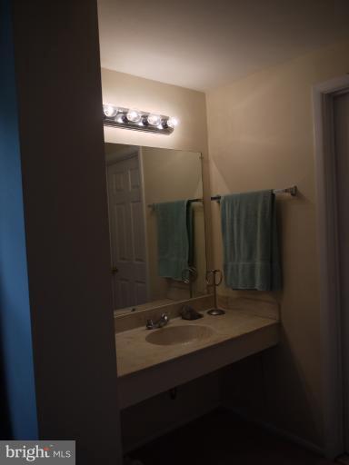 111 Laburnum Road Edgewood, MD 21040 - Photo 4 of 29 Bath (Master)