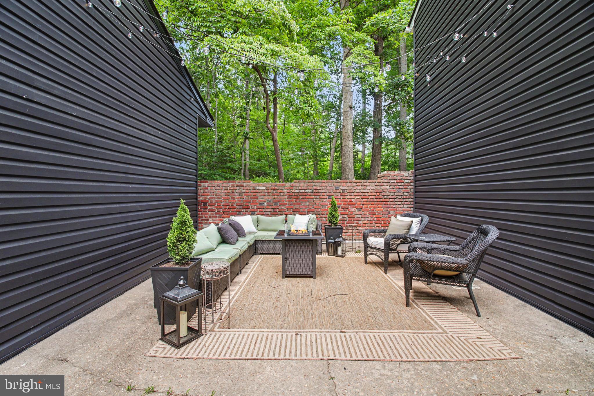 10224 Mill Pond Road Spotsylvania, VA 22551 - Photo 39 of 52 Perfect for Entertaining!
