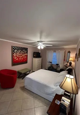 a view of walk in closet