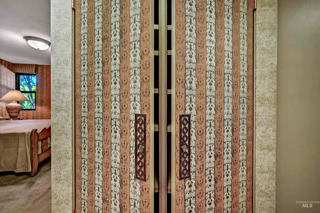 $2,498,888 | 4704 Hillcrest View Drive, Boise, ID 83705