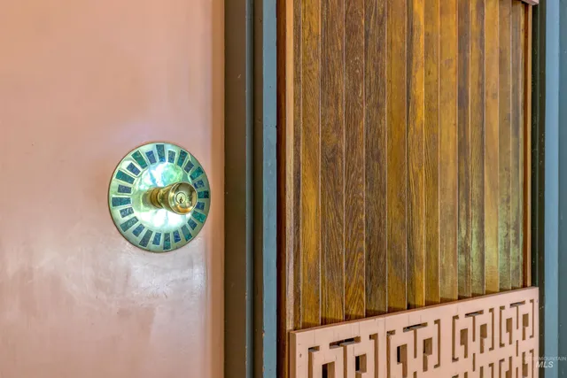 $2,498,888 | 4704 Hillcrest View Drive, Boise, ID 83705