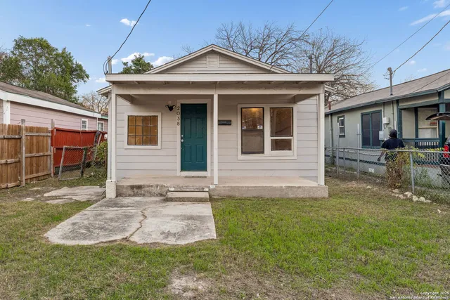 $145,000 | 2038 Hidalgo Street, San Antonio, TX 78207