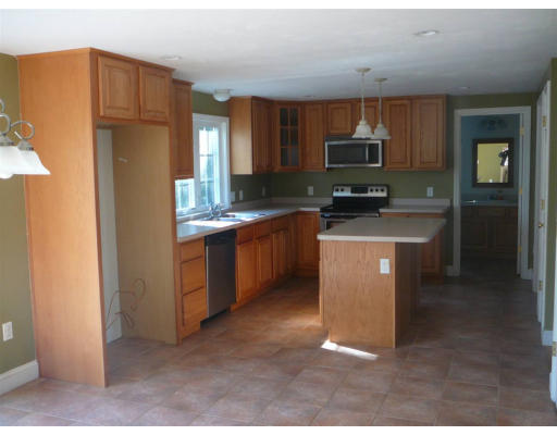 6 Lizzy Lane Rutland, MA 01543 - Photo 3 of 13